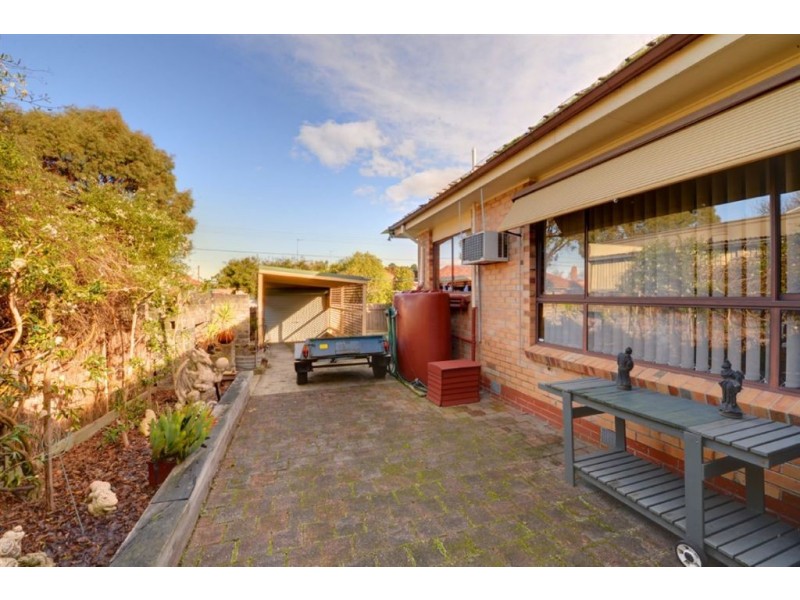 13 Exchange Street, Newington VIC 3350