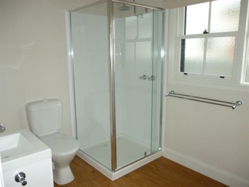 20 Canterbury Street, Brown Hill VIC 3350