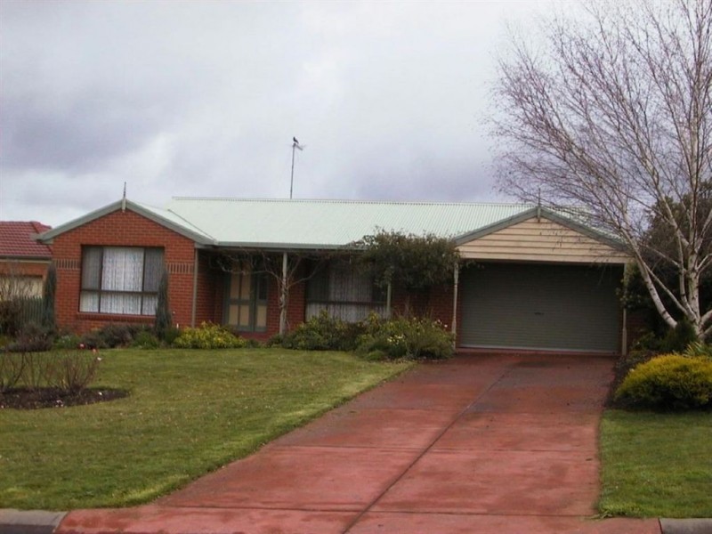 3 Panorama Drive, Black Hill VIC 3350