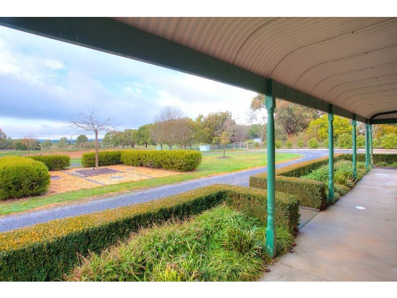 110 Wilsons Road, Haddon VIC 3351