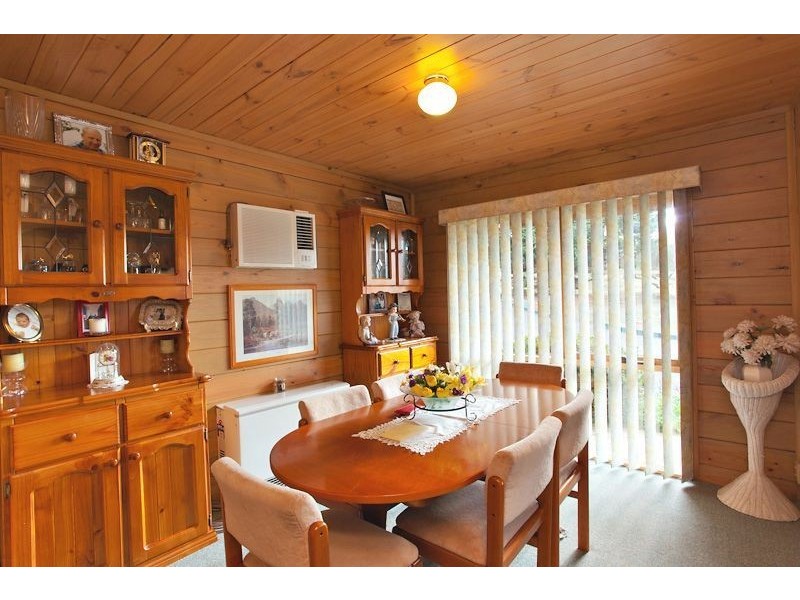 35 Bank Street, Ballan VIC 3342