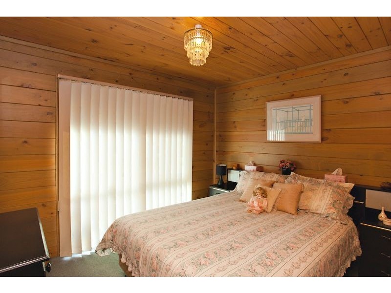 35 Bank Street, Ballan VIC 3342