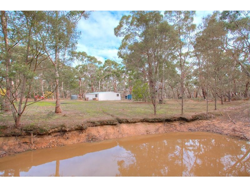 74 Bliss Road, Dereel VIC 3352