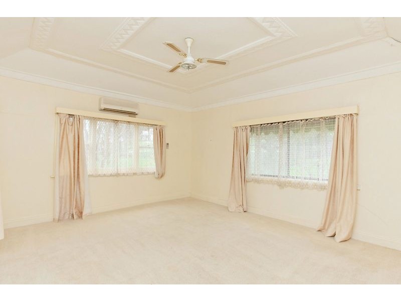 19 Ligar Street, Clunes VIC 3370