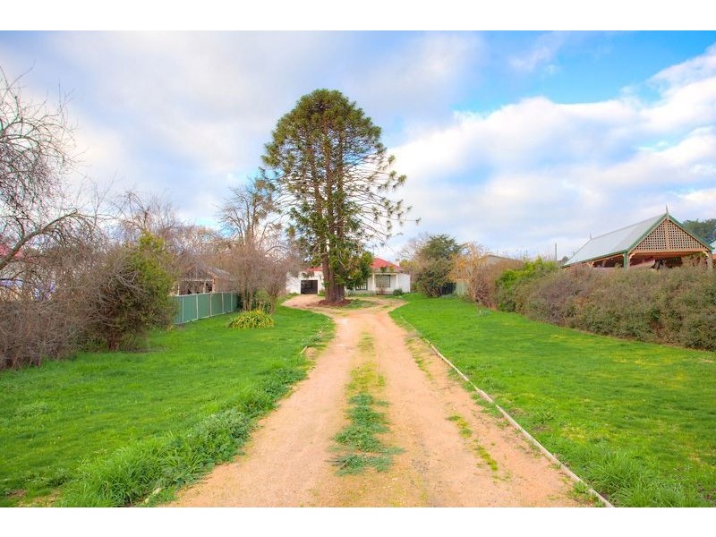 19 Ligar Street, Clunes VIC 3370