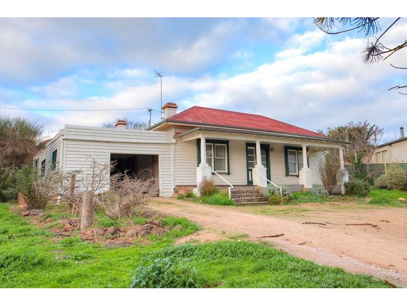 19 Ligar Street, Clunes VIC 3370