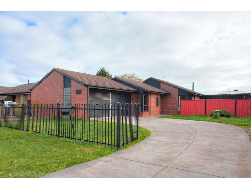 25 Shari Drive, Delacombe VIC 3356