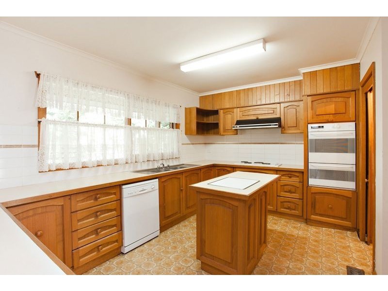 4 Madden Close, Cardigan Village VIC 3352