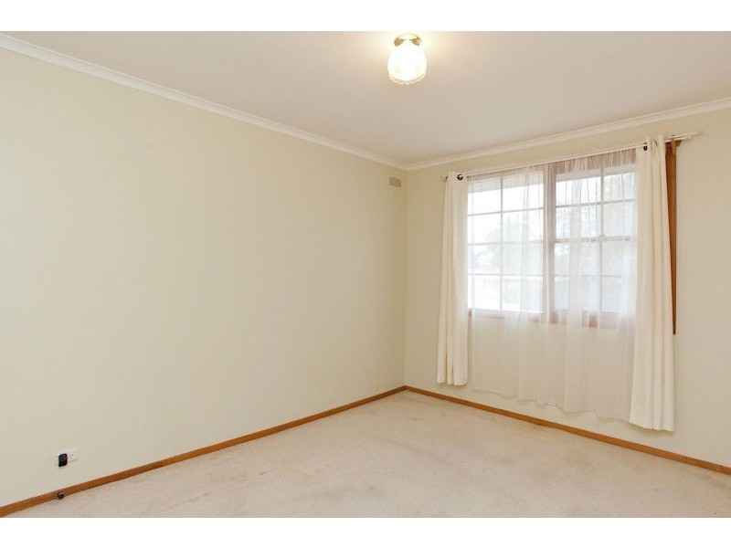 4 Madden Close, Cardigan Village VIC 3352