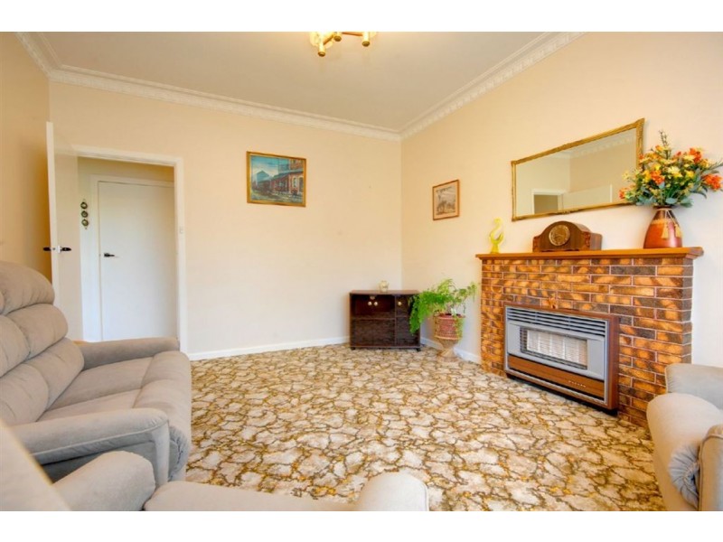 8 Prince Street, Alfredton VIC 3350