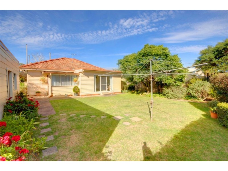 8 Prince Street, Alfredton VIC 3350