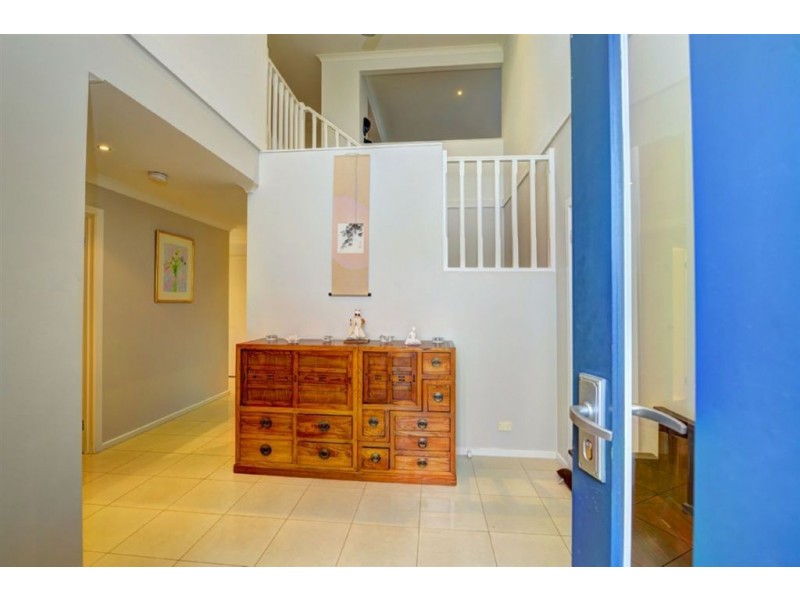 43 St Andrews Place, Lake Gardens VIC 3355