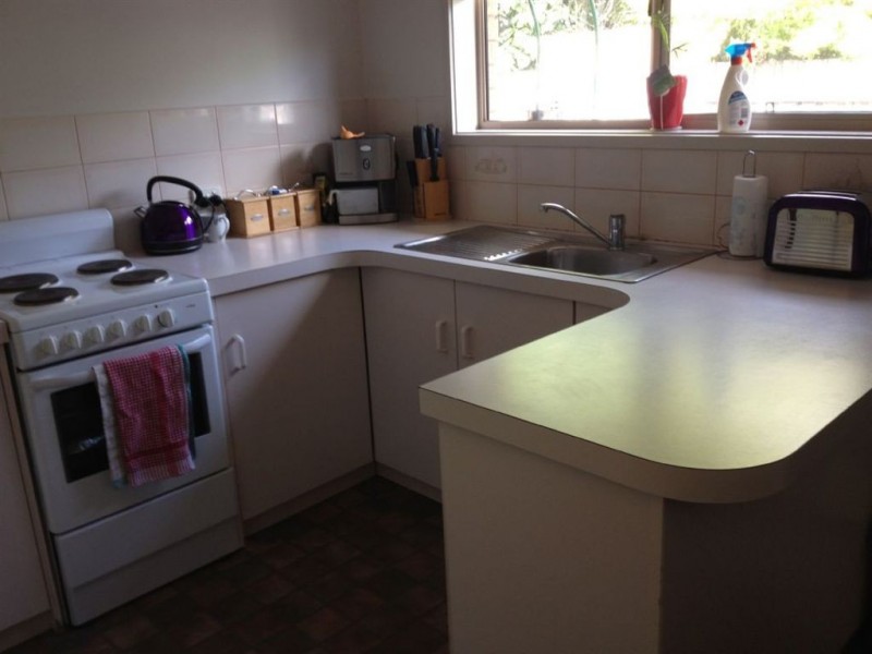 2/71 Hill Street, Sebastopol VIC 3356