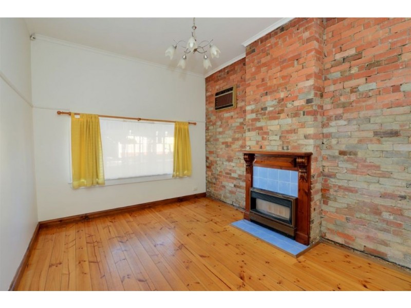 30 Johnson Street, Lake Wendouree VIC 3350