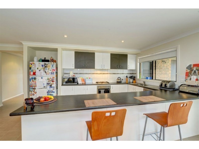 12 Graham Street, Buninyong VIC 3357