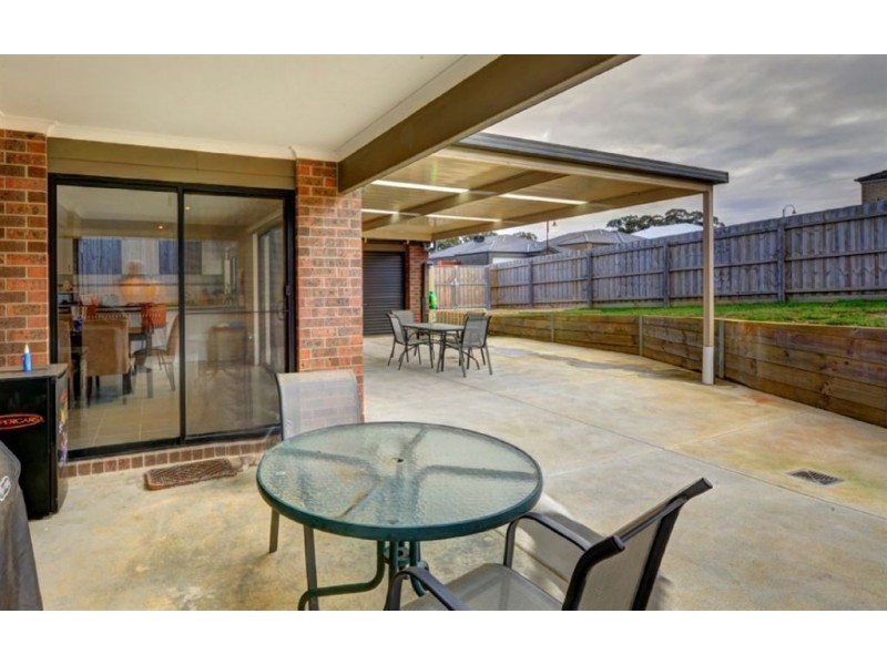 12 Graham Street, Buninyong VIC 3357