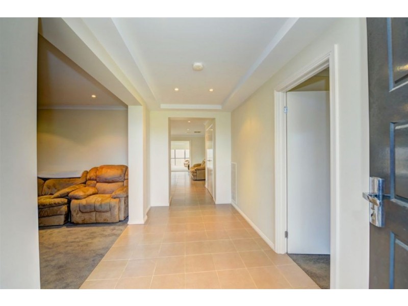 12 Graham Street, Buninyong VIC 3357