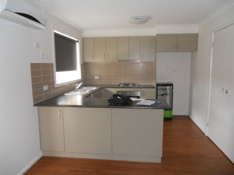 2/274 Albert Street, Sebastopol VIC 3356