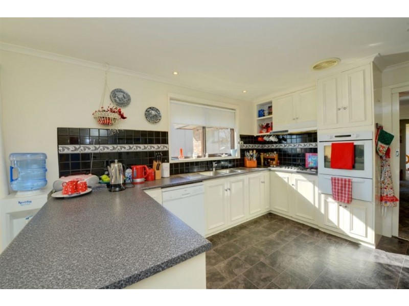 5 Margaret Avenue, Ballarat North VIC 3350