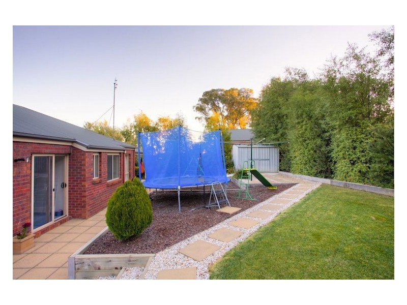 11 Sheoak Drive, Buninyong VIC 3357