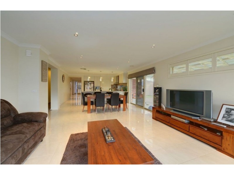 9 Naroo Street, Alfredton VIC 3350