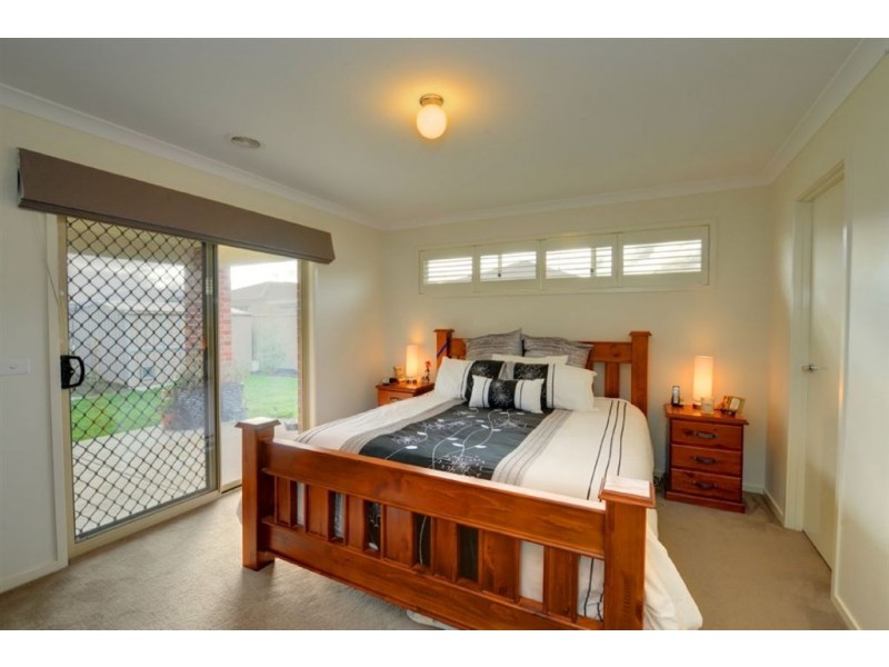 9 Naroo Street, Alfredton VIC 3350