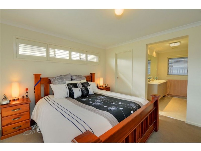 9 Naroo Street, Alfredton VIC 3350