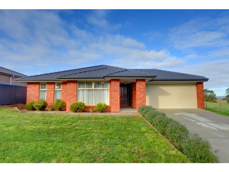 15 Learmonth Street, Buninyong VIC 3357