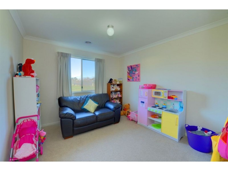 15 Learmonth Street, Buninyong VIC 3357