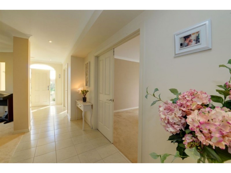 5 Chapel Cross Court, Delacombe VIC 3356