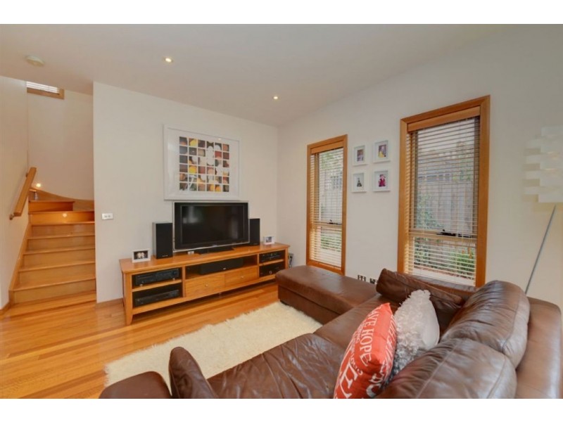 2A Nightingale Street, Newington VIC 3350