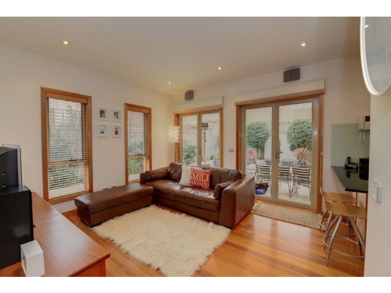 2A Nightingale Street, Newington VIC 3350