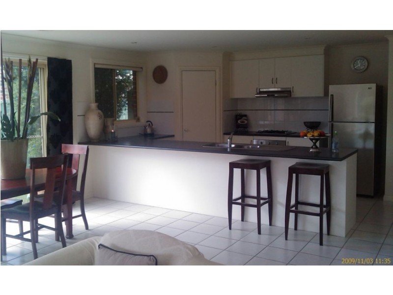 78 Lake Gardens Avenue, Lake Gardens VIC 3355