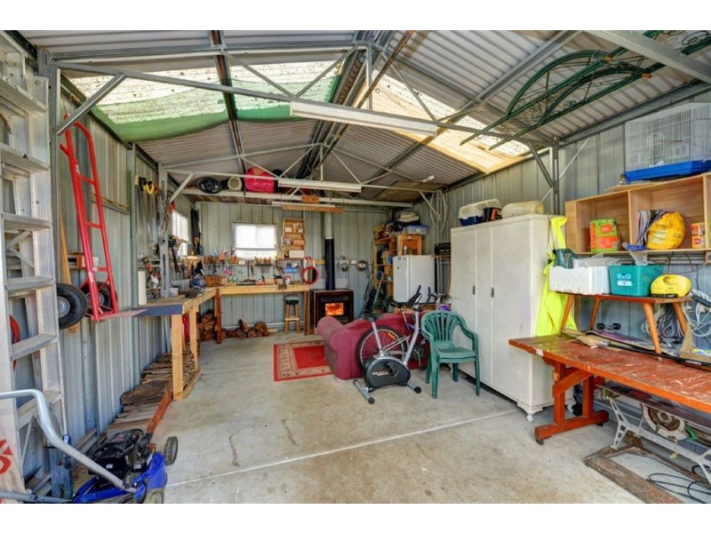 10 Langstaffe Drive, Wendouree VIC 3355