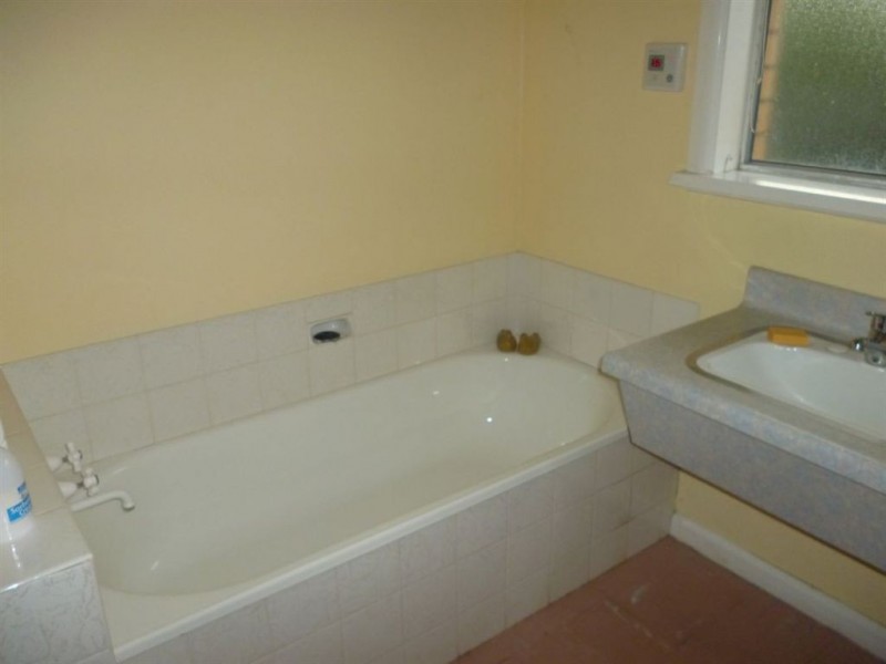 21 Hall Street, Creswick VIC 3363