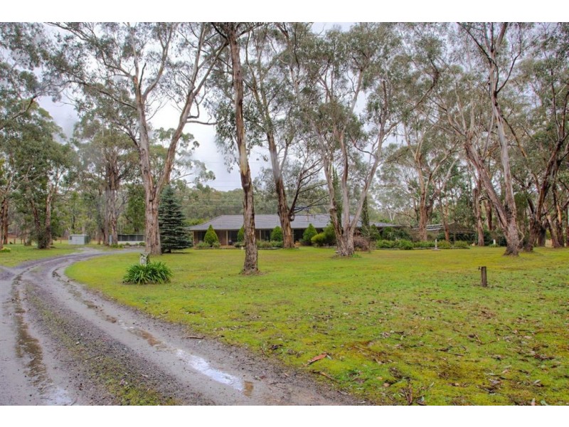 135 Lyons Road, Navigators VIC 3352