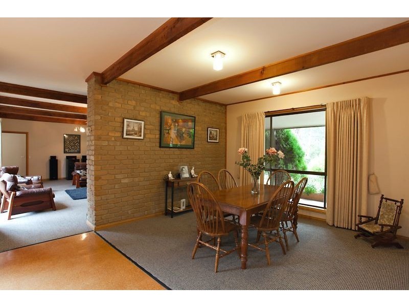 135 Lyons Road, Navigators VIC 3352