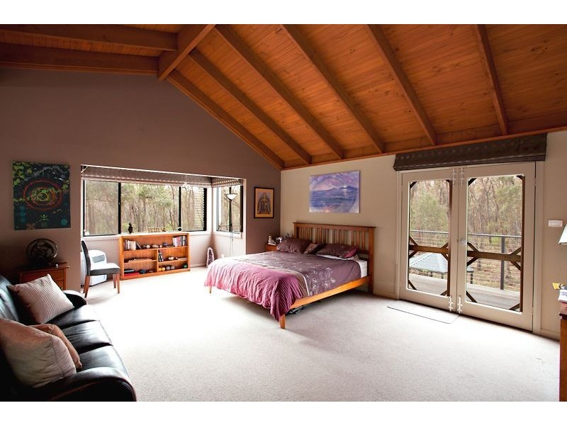 20 Quicks Lane, Creswick North VIC 3363