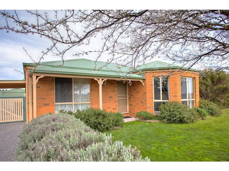 45 Clarke Street, Miners Rest VIC 3352