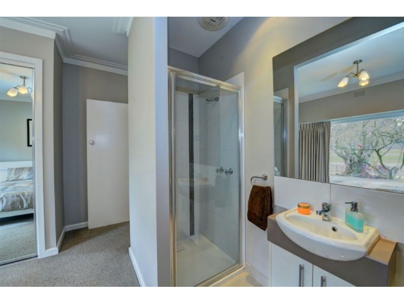 1721 Sturt Street, Alfredton VIC 3350