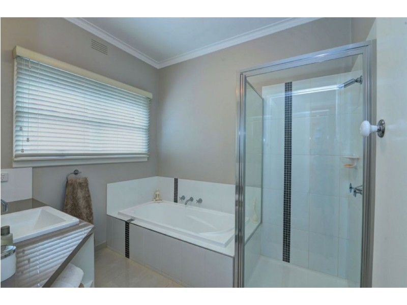 1721 Sturt Street, Alfredton VIC 3350