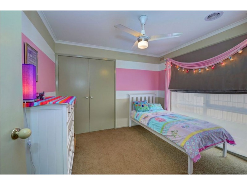 8 Avoca Crescent, Alfredton VIC 3350