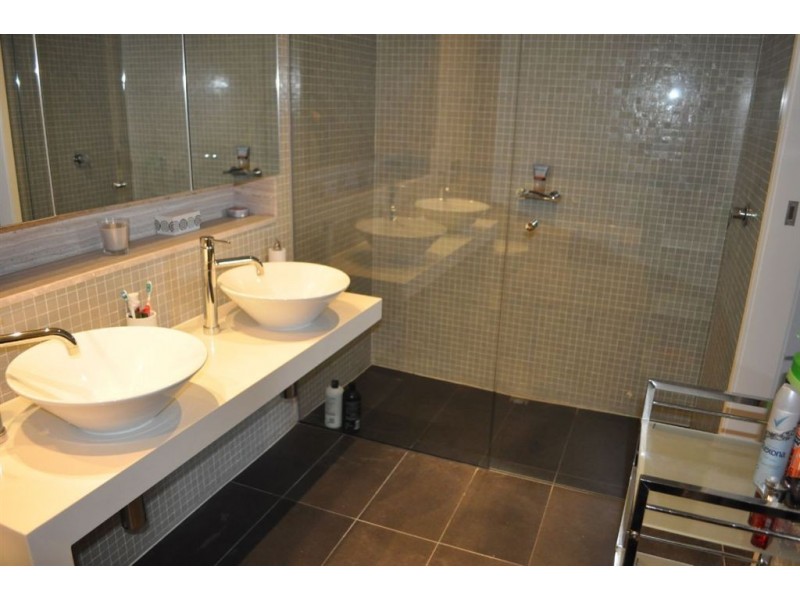 206/18-22 Wendouree Parade, Lake Wendouree VIC 3350