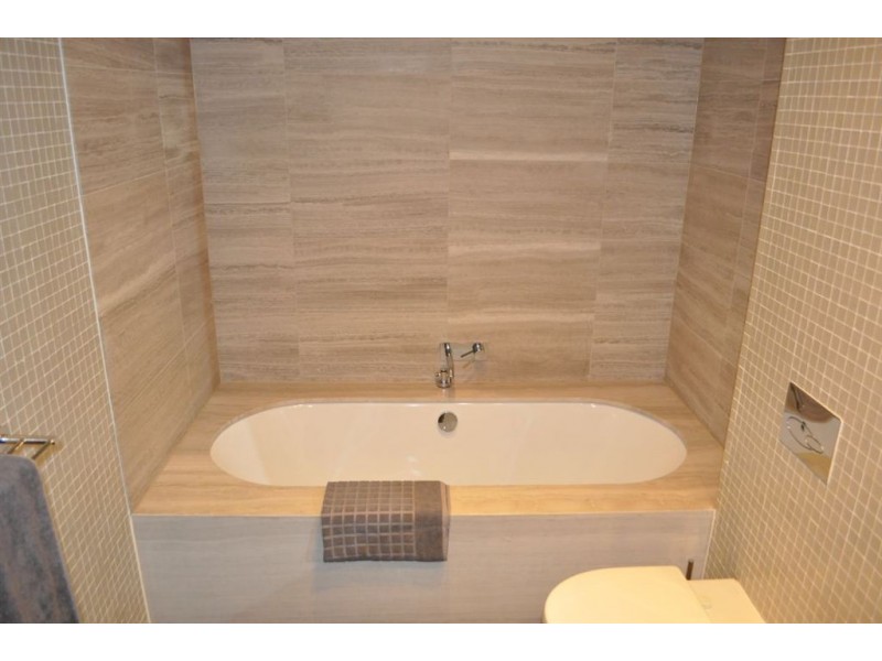 206/18-22 Wendouree Parade, Lake Wendouree VIC 3350