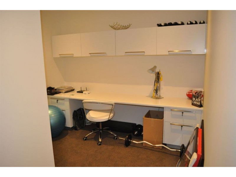 206/18-22 Wendouree Parade, Lake Wendouree VIC 3350