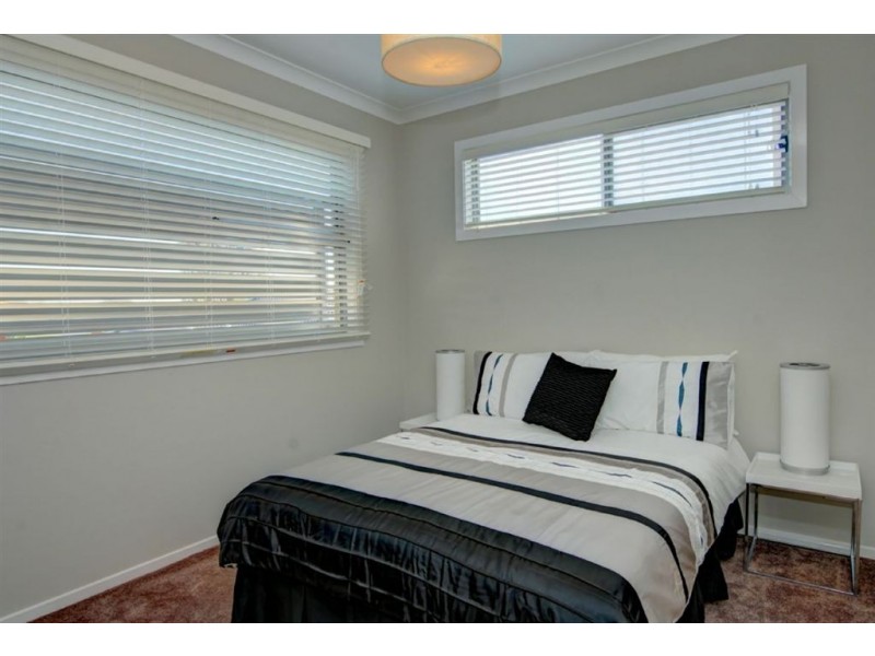 42b Elaine Avenue (display only), Alfredton VIC 3350