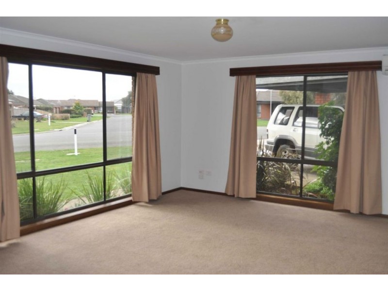 23 Shasta Drive, Delacombe VIC 3356