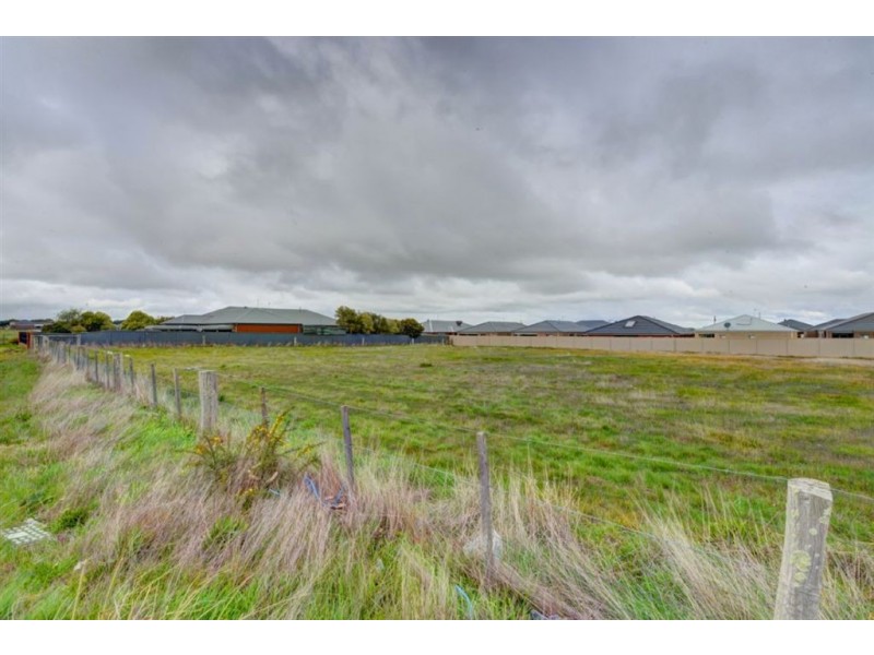 165 Cuthberts Road, Alfredton VIC 3350