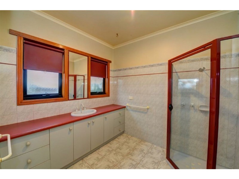 165 Cuthberts Road, Alfredton VIC 3350