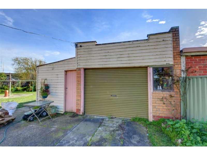 1232 Howitt Street, Wendouree VIC 3355